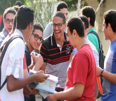 ضبط شخصين سربا أسئلة الثانوية العامة بأبوظبي ضبط شخصين سربا أسئلة الثانوية العامة بأبوظبي