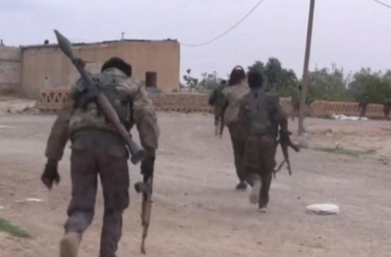 هجوم مضاد لتنظيم الدولة في محيط الطبقة بسوريا هجوم مضاد لتنظيم الدولة في محيط الطبقة بسوريا