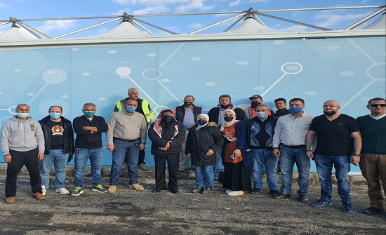 شاهد : الكسبي يبدي اعجابه بالمستشفيات الميدانية التي تقيمها البداد كابيتال ويطلب تعميمها