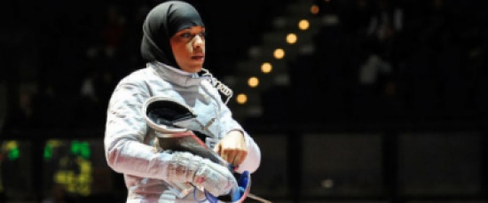 من هي المرأة المحجبة التي طلب منها أوباما أن تأتي لأميريكا بالنصر وترفع علم الولايات المتحدة؟ من هي المرأة المحجبة التي طلب منها أوباما أن تأتي لأميريكا بالنصر وترفع علم الولايات المتحدة؟
