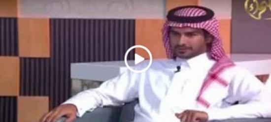 بالفيديو.. موقف محرج لمذيع جديد على الهواء أثناء سؤال أحد الشعراء بالفيديو.. موقف محرج لمذيع جديد على الهواء أثناء سؤال أحد الشعراء