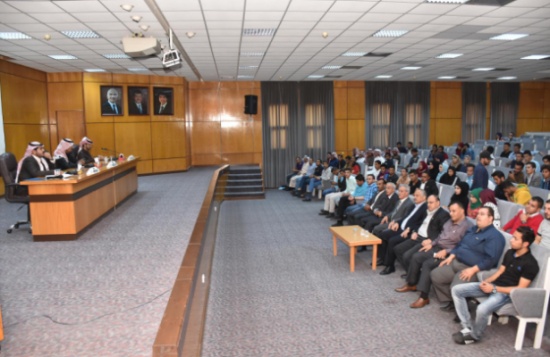 كلية الحجاوي باليرموك تباشر ببناء قاعدة بيانات لخريجيها