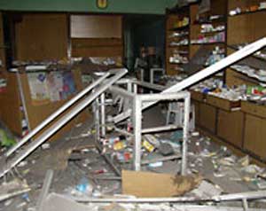 12 قتيلا والمظاهرات تعم سوريا 