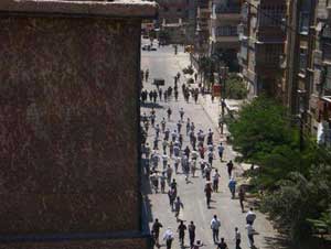 استمرار العمليات العسكرية في حمص واعتصام لمحامين في حلب بسوريا