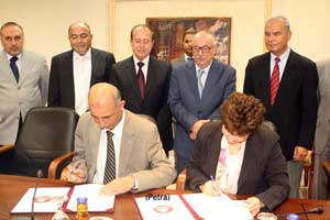 توقيع اتفاقية بين مؤسسة الاسكان والجامعة الهاشمية 