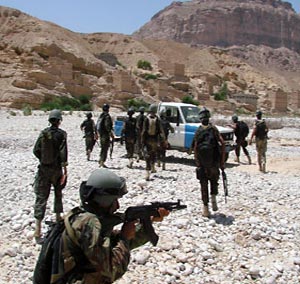 غارة باليمن تقتل سبعة من القاعدة غارة باليمن تقتل سبعة من القاعدة