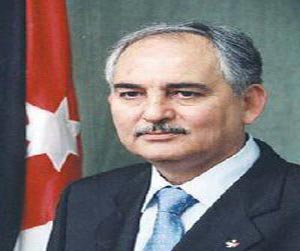 وزير الزراعة يفتتح معصرة زيتون حديثة في البلقاء 