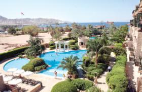  مركز اضاءة  للدراسات السياحية يعد قاعدة بيانات شاملة عن جميع مؤشرات القطاع السياحي