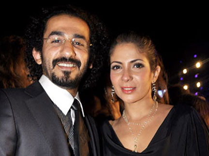 احمد حلمي منزعج من شاعات انفصاله عن منى زكي! احمد حلمي منزعج من شاعات انفصاله عن منى زكي!