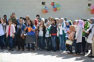 كلية الفنون  تقيم فعالية بعنوان " كرنفال الفنون الاول " 
