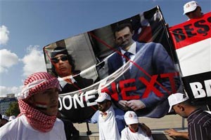مقتل القذافي يؤجج جمعة جديدة من الاحتجاجات في سوريا