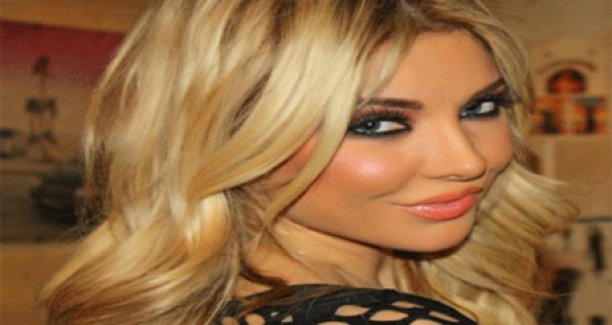من غرفة النوم.. صورة ساخنة لميريام كلينك مع...!! من غرفة النوم.. صورة ساخنة لميريام كلينك مع...!!