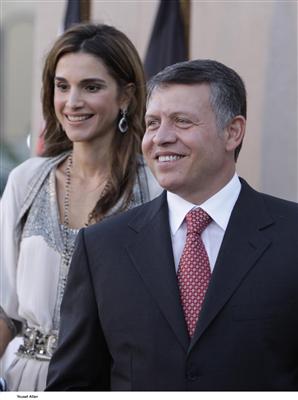 الملك والملكة يقيمان حفل استقبال للمشاركين في المنتدى الاقتصادي العالمي الملك والملكة يقيمان حفل استقبال للمشاركين في المنتدى الاقتصادي العالمي