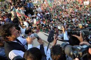 الربيع العربي وصل باكستان 