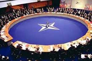 الناتو ينهي مهمته في ليبيا الإثنين المقبل  