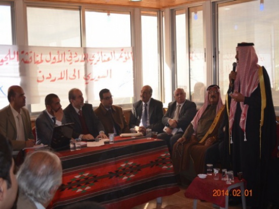 بالصور : شيوخ ووجهاء من عجلون يناقشون آثار اللجوء السوري على الأردن بالصور : شيوخ ووجهاء من عجلون يناقشون آثار اللجوء السوري على الأردن