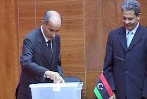 انتخاب عبد الرحيم الكيب رئيسا للحكومة الانتقالية في ليبيا بالتصويت