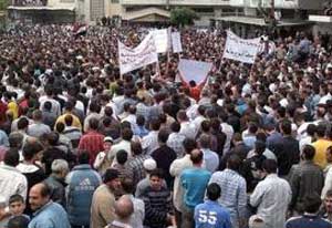 منشقون من الجيش السوري يقتلون 15 من الجنود والامن 