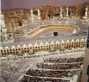 ذوو الشهداء يعبرون عن تقديرهم للمكرمة الملكية في اداء فريضة الحج 