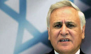 المحكمة العليا الاسرائيلية تثبت ادانة الرئيس السابق كاتساف بالاغتصاب 