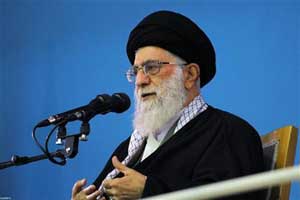 خامنئي يحذر أمريكا وإسرائيل من الهجوم على إيران