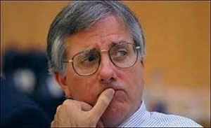 دنيس روس يعلن استقالته  