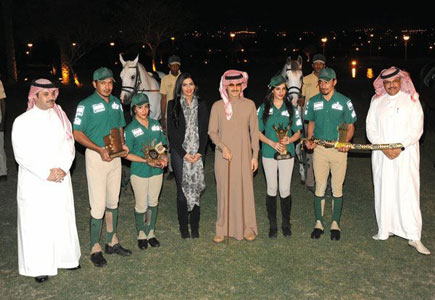 فرسان "المملكة القابضة " في سباق وادي رم الدول للقدرة 