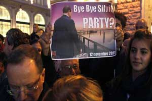 ترقب استقالة برلوسكوني بعد تبني البرلمان الايطالي خطة التقشف