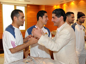 60 ألف دولار دعم من الحمود للاعبي المنتخب عقب التأهل