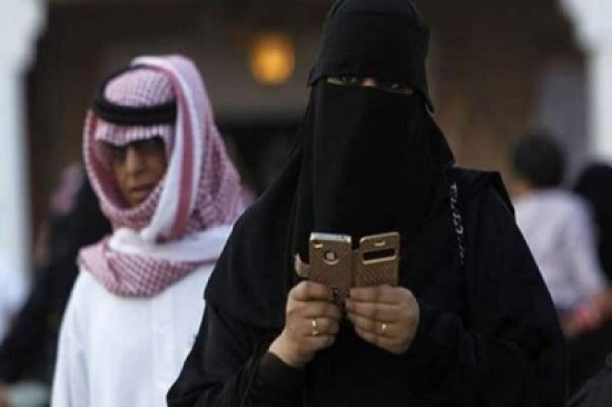 !ما عقوبة الزوجة التي تتجسس على جوال الزوج أو العكس !ما عقوبة الزوجة التي تتجسس على جوال الزوج أو العكس