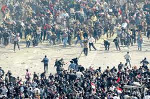 مقتل 4 اشخاص على الاقل في اشتباكات ميدان التحرير