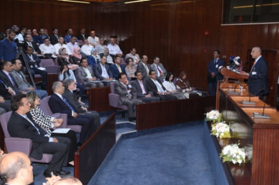 التآم أعمال مؤتمر"تأثير وسائل التواصل الاجتماعي على النشر الإلكتروني" في "الأردنية" التآم أعمال مؤتمر"تأثير وسائل التواصل الاجتماعي على النشر الإلكتروني" في "الأردنية"