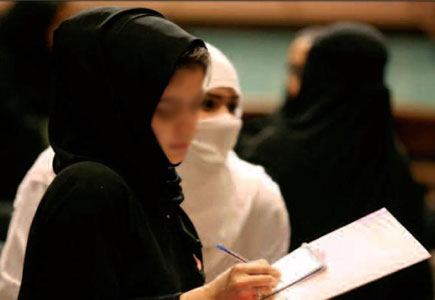 خاطف الطالبة الجامعية الخليجية يحكم 10 سنوات والمتهم ينهار في القفص ( التفاصيل ) 