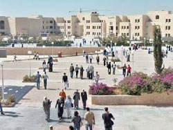 اصابة ثلاثة من طلبة " الحسين بن طلال " اثر مشاجرة طلابية 
