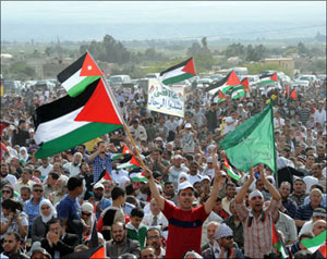 أردنيون ينظمون مسيرات كبرى لفلسطين 