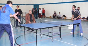 كلية عمان والهندسة التكنولوجية في نهائي طاولة الكليات للطلاب