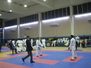 مشاركة كبيرة ببطولة المملكة للكراتيه  