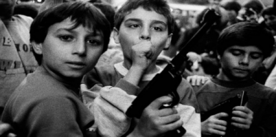 كيف تمكنت امرأة واحدة من هزيمة المافيا؟