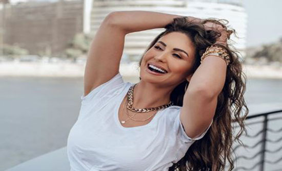 شاهد : 3 أسرار وراء رشاقة الاردنية مي سليم شاهد : 3 أسرار وراء رشاقة الاردنية مي سليم