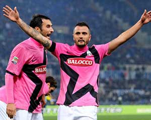 يوفنتوس يهزم لاتسيو ويستعيد الصدارة 