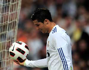 ريال مدريد يتألق وبرشلونة يخسر 