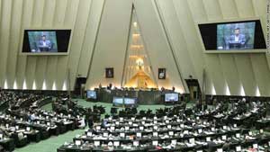 لندن تلوح برد قوي على خفض إيران لمستوى العلاقات