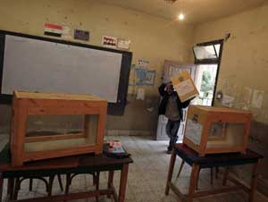 40 مليون مصري يتوجهون لصناديق الاقتراع في أول انتخابات بعد مبارك