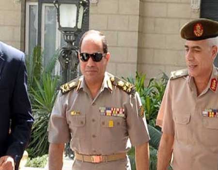 قائد الجيش المصري: ما يجري في مصر يمثل تهديدا حقيقيا لأمن وتماسك الدولة