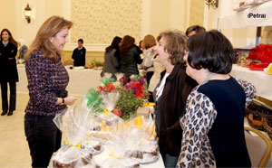 الاميرة عالية الطباع ترعى افتتاح بازار خيري 