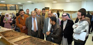 "معرض السيرة النبوية" في عمادة شؤون الطلبة "معرض السيرة النبوية" في عمادة شؤون الطلبة