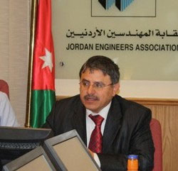 المتقاعدون المهنيون يصعدون لانصافهم في هيكلة رواتب القطاع العام  