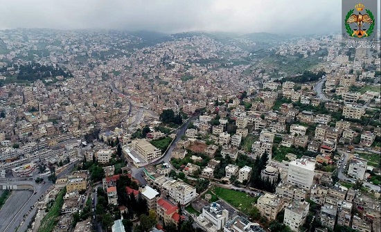 بالصور : شاهد السلط من الجو خلال الحظر  بكاميرا المسيرة " درون "