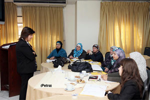 ورشة تدريبية عن إدارة المحاكمات الخاصة بقضايا العنف الاسري ورشة تدريبية عن إدارة المحاكمات الخاصة بقضايا العنف الاسري