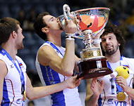 روسيا تتوج بمونديال الطائرة 